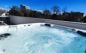 Villa Miema With Jacuzzi