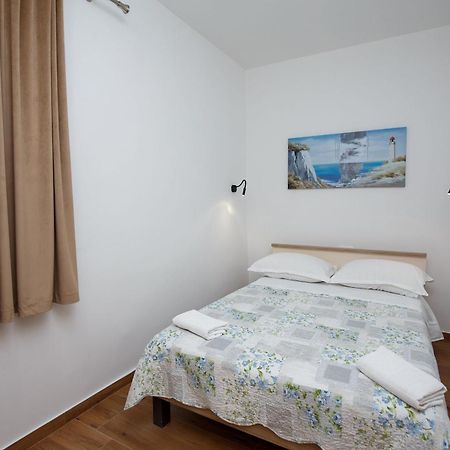 Villa Miema With Jacuzzi Zadar Zewnętrze zdjęcie